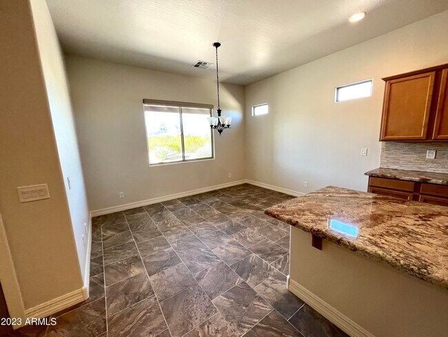 Building Photo - 8628 N Pierre Ct