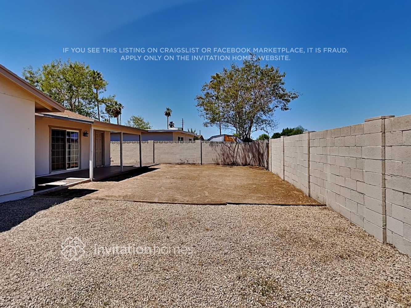 Building Photo - 1222 W Hermosa Dr