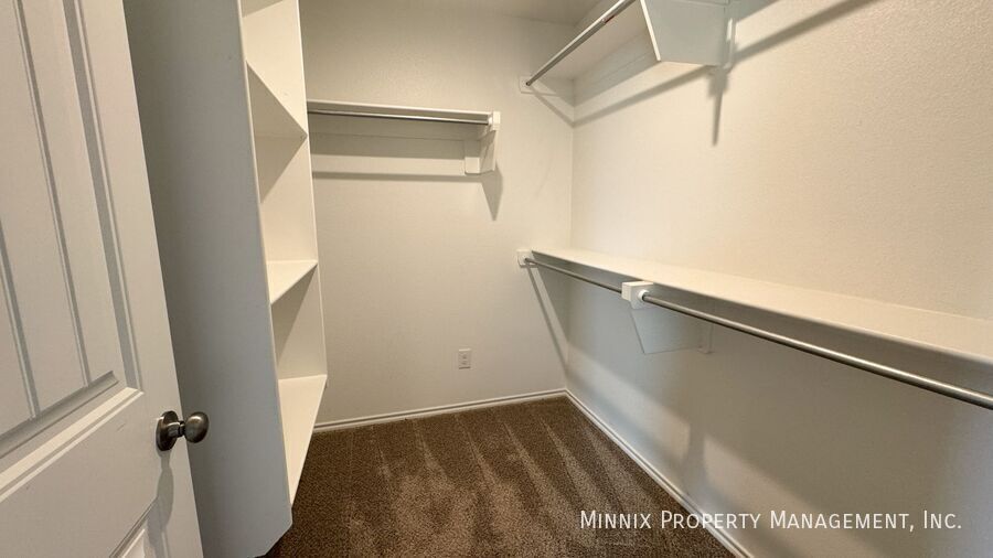 Building Photo - 7503 101st St