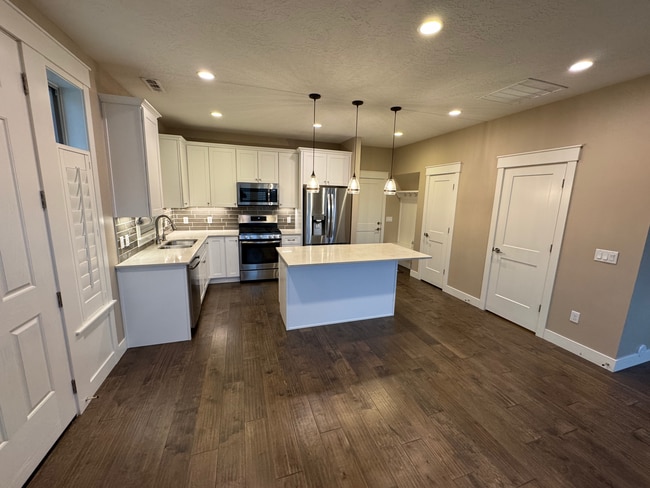 Building Photo - 10555 S Sandy Sage Way