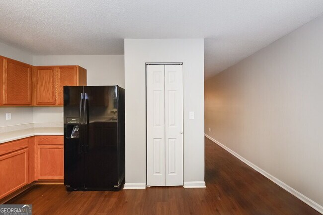 Building Photo - 1122 St Phillips Ct