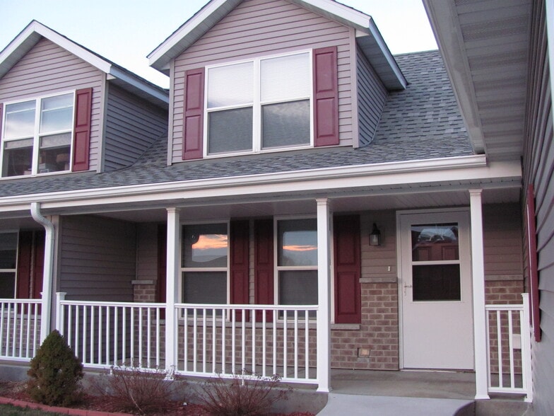 Porch - 2423 Parkfield Drive