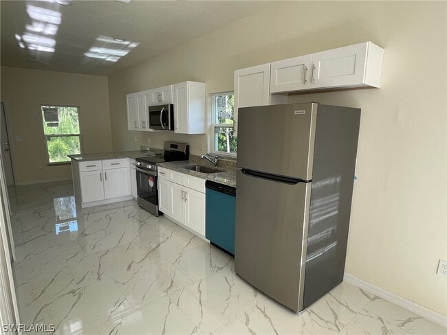 Building Photo - 13055 Apache Dr