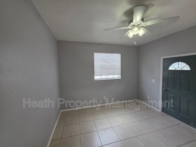 Building Photo - 5157 Rena St