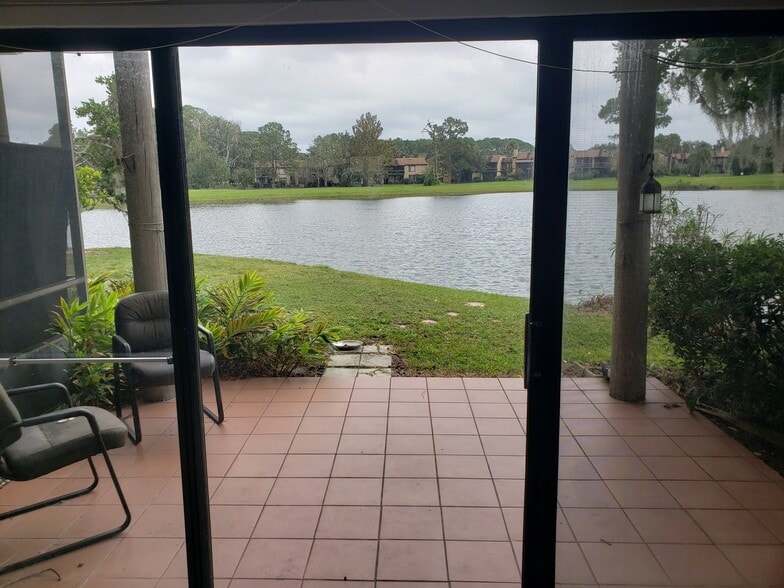 Building Photo - 7859 La Sierra Ct