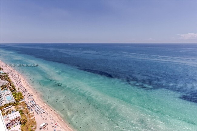 Building Photo - 1830 S Ocean Dr