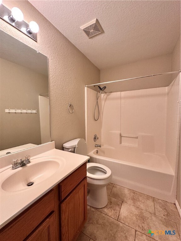 Building Photo - 2029 Northview Dr