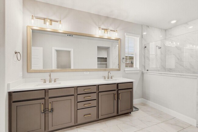 Building Photo - Elegant Living with Space to Spare | 4 Bed • 3.5 Bath
