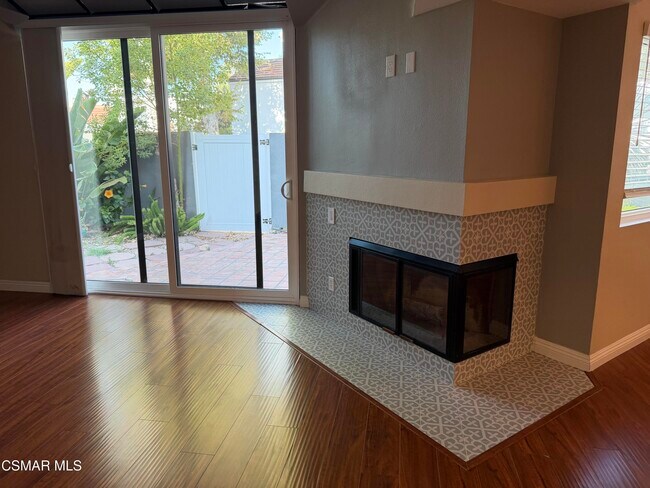 Building Photo - 1174 Tivoli Ln