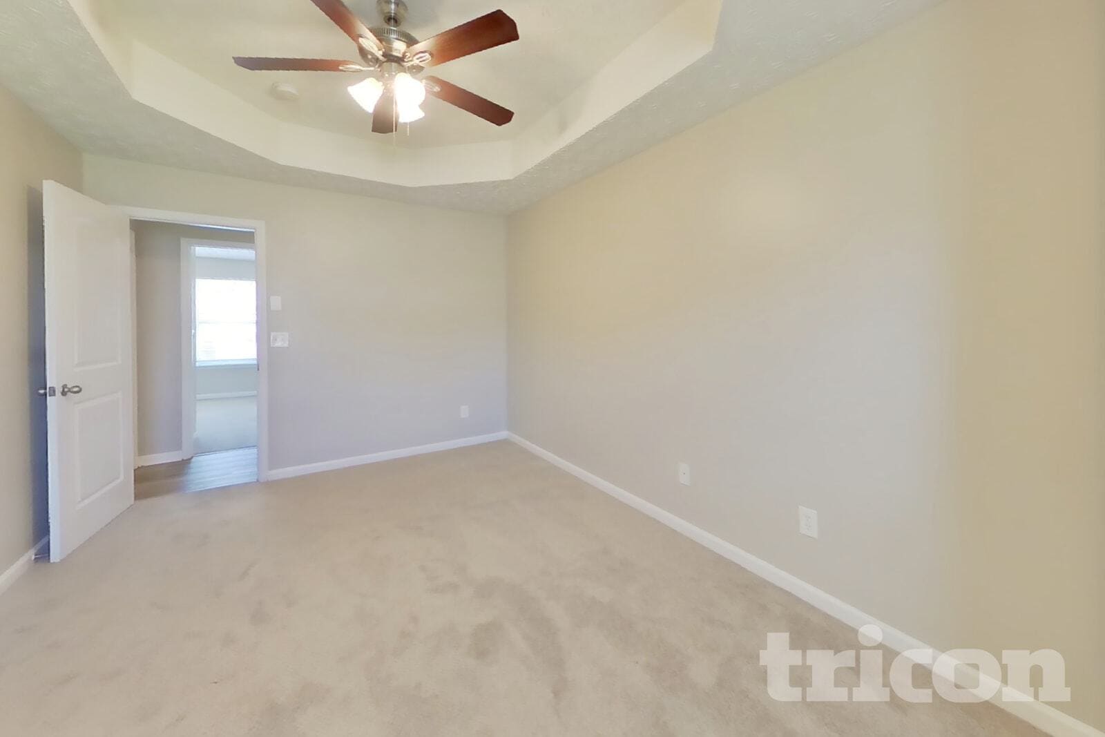 Building Photo - 6300 Ellenwood Dr