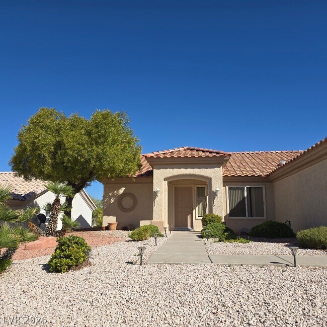 Building Photo - 10713 Paradise Point Dr