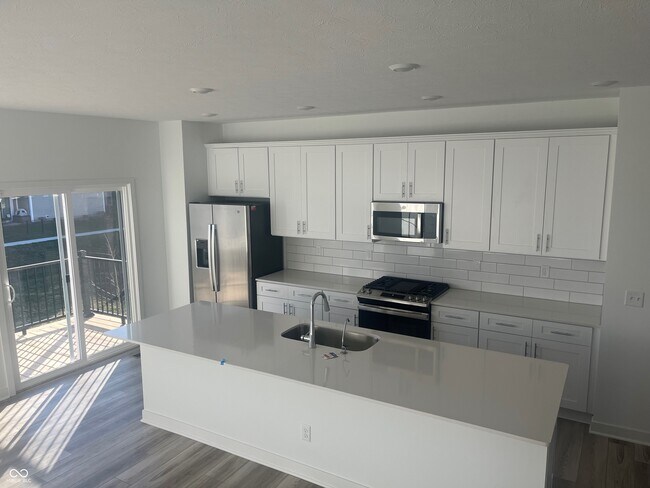 Building Photo - 6979 Adalene Ln