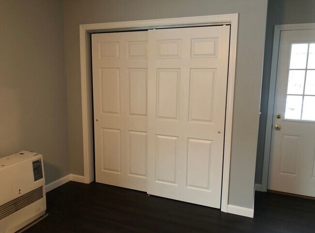 Building Photo - 350 Route 7 South, Unit 102