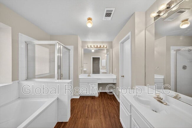 Building Photo - 1028 Gate Creek Ln