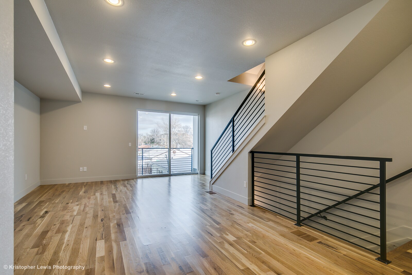 Building Photo - 1559 King St