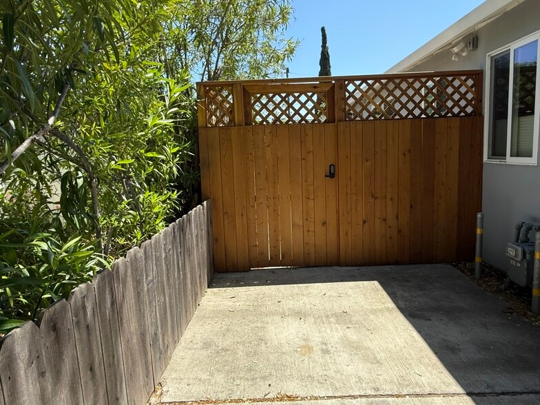 Secured Entry gate - 1368 Lillian Ave