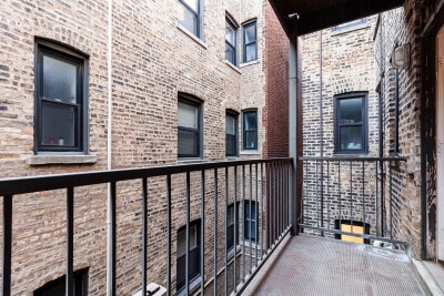 Building Photo - 931 W Dakin St