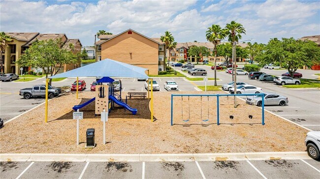 Building Photo - 2214 Grand Cayman Ct