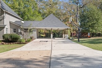 Building Photo - 11085 Jake Pearson Rd