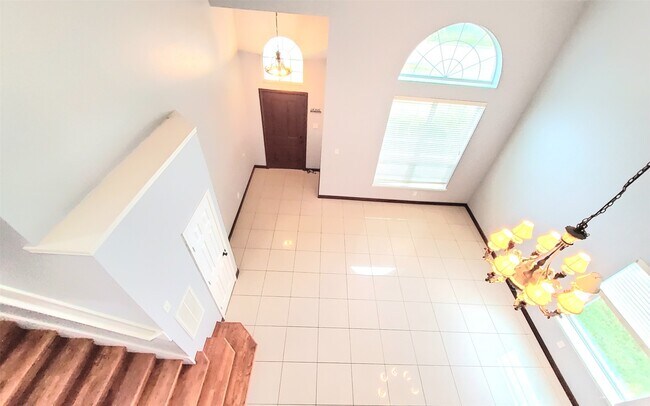 Building Photo - 18123 Flower Grove Ct