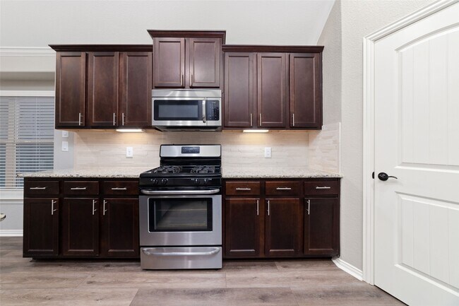 Building Photo - 9515 Knox Prairie Ct