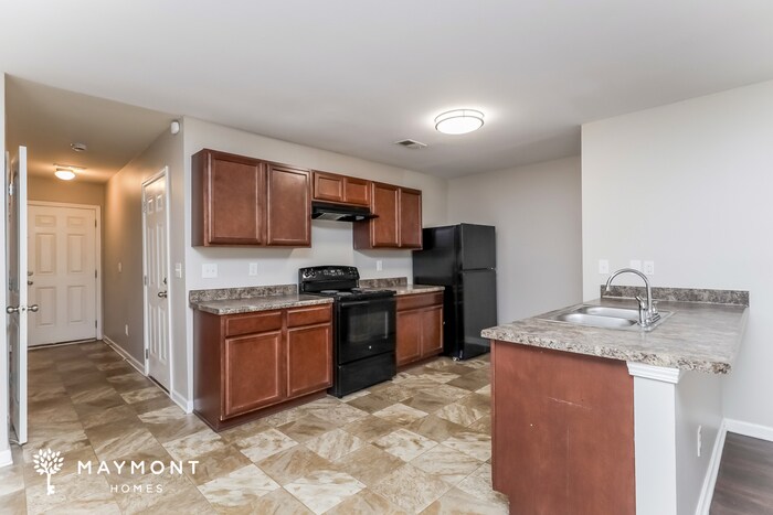 Building Photo - 1515 Hydrangea Ln