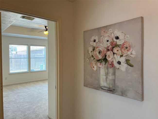Building Photo - 410 Hurstshire Bend