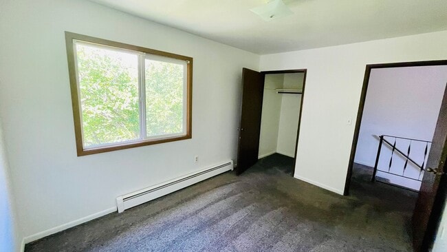 Building Photo - 1113 Larch St