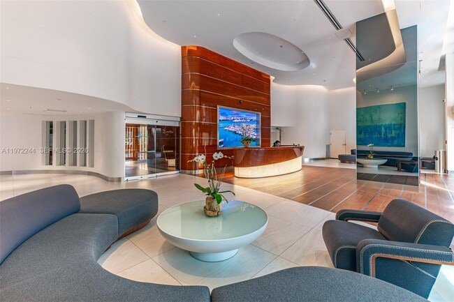 Building Photo - 90 Alton Rd