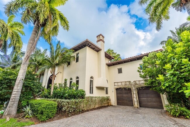 Building Photo - 760 S Mashta Dr