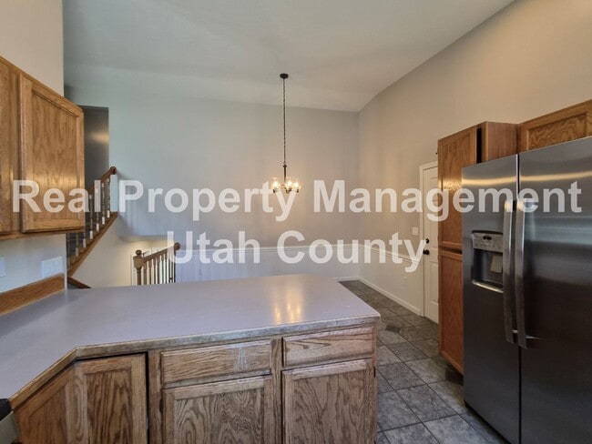 Building Photo - Qualify With 2.5x Rent in Income. Plus Hal...