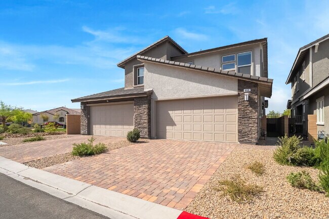 Building Photo - 3 Bedroom Townhome for Rent in Cadence Henderson | Solar Home | Master-Planned Community Near Las...