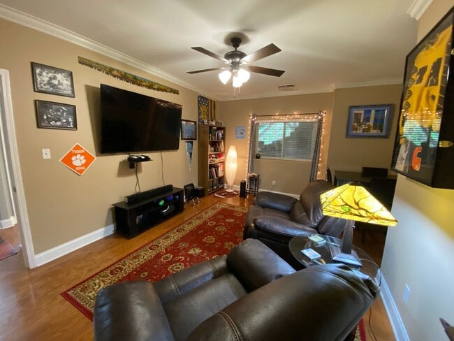 Building Photo - West AVL  - Good Things Come in Twos!  Read on!!