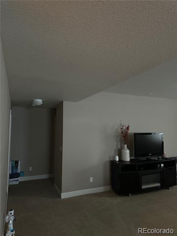 Building Photo - 10522 Sierra Ridge Dr