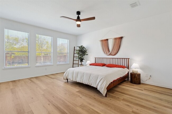 Building Photo - 5615 Teal Ct