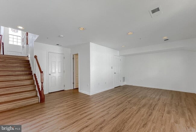 Building Photo - 2728 Coppersmith Pl