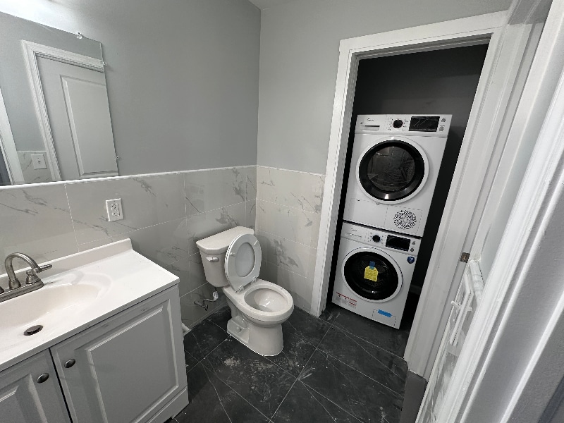 Building Photo - 140 S Easton Rd