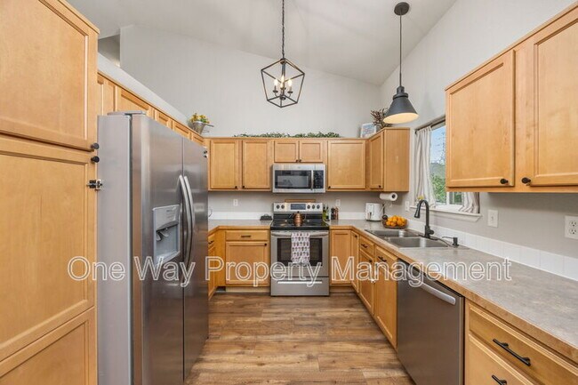 Building Photo - 1831 86th Ave