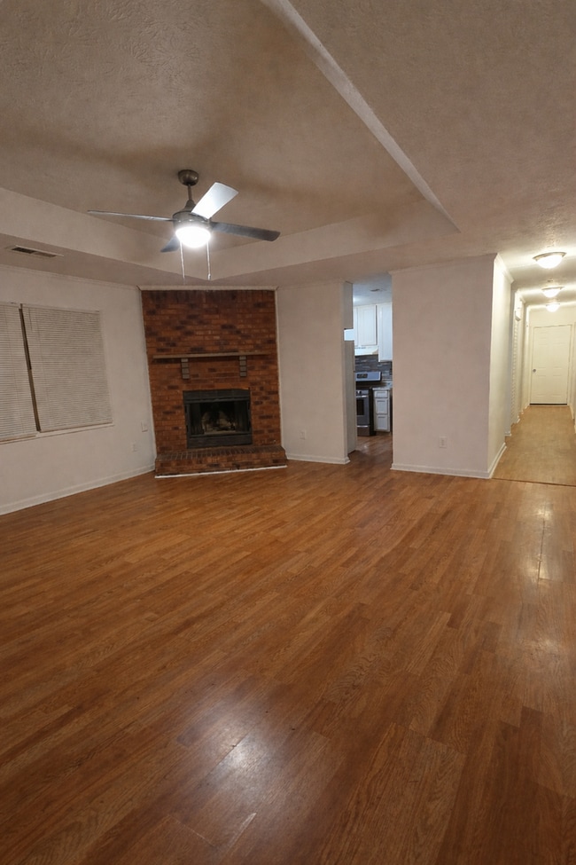 Building Photo - Fully Renovated - Private Landlord - Voucher - 2nd Chance Accepted - Ranch Home