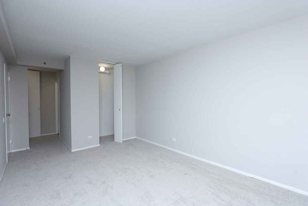 Building Photo - 4334 N Hazel St