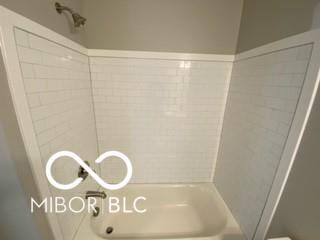 Building Photo - 15713 Harvester Cir W