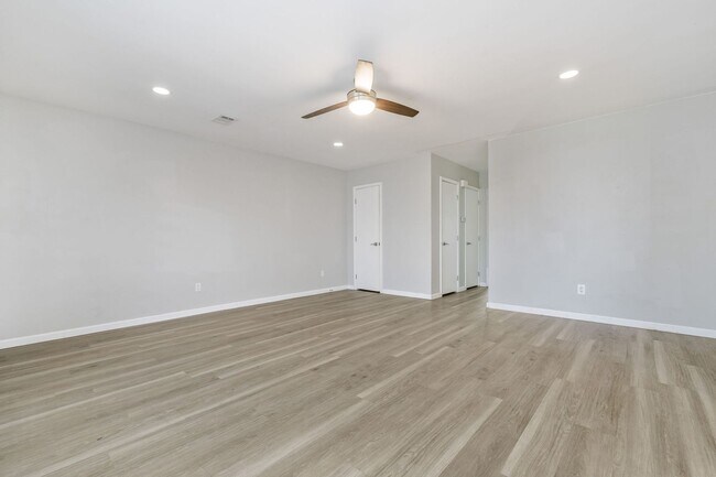 Building Photo - 4200 S Austin St