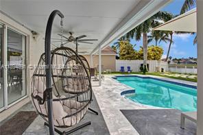 Building Photo - 3432 SW 49th St