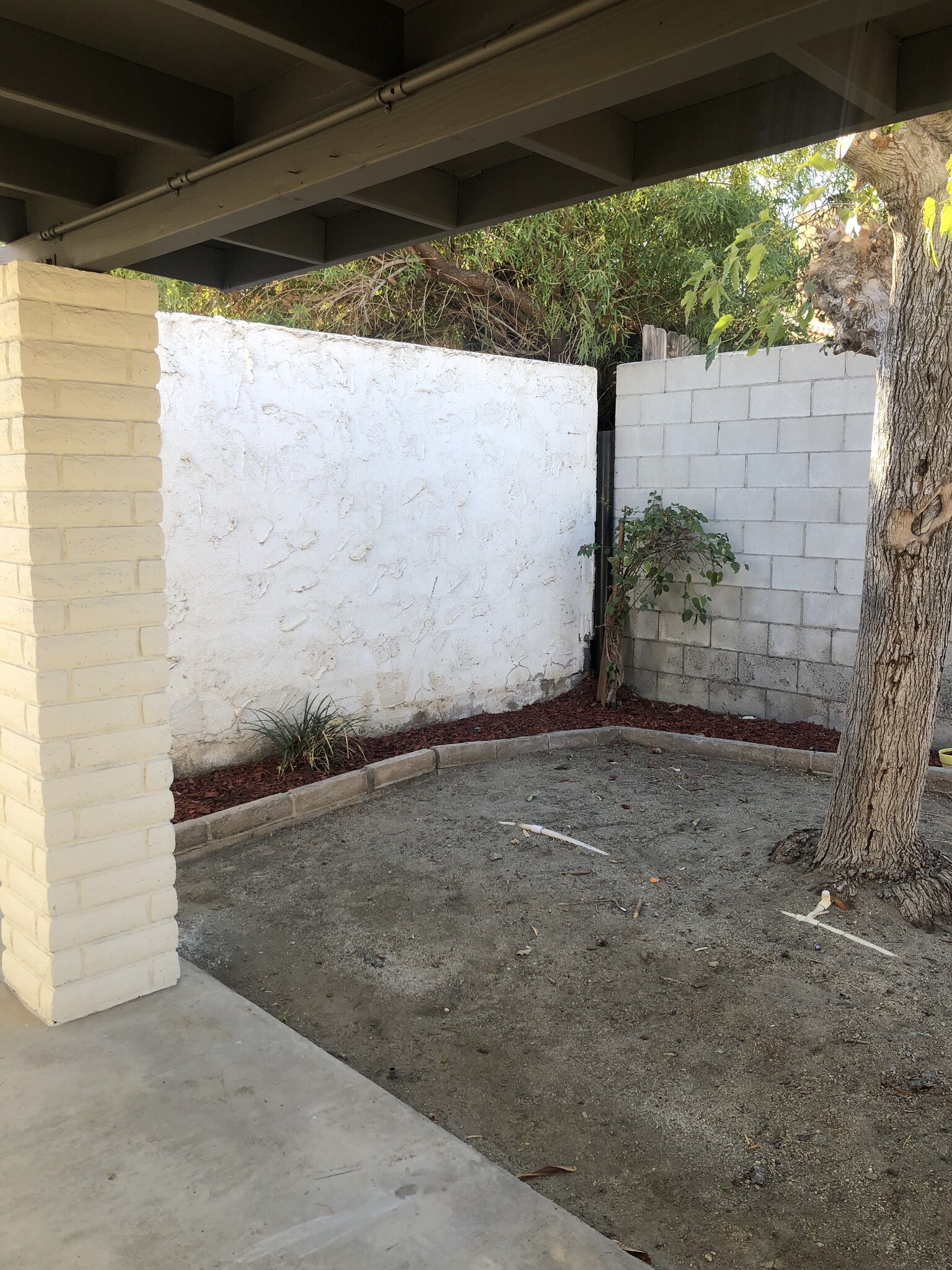 Building Photo - 52415 Avenida Vallejo