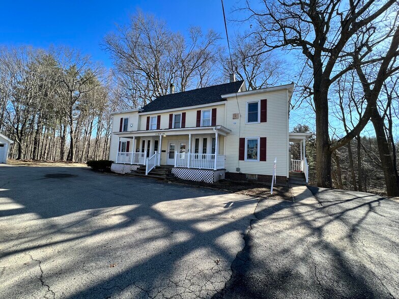 Building Photo - 10 Shelby Ln