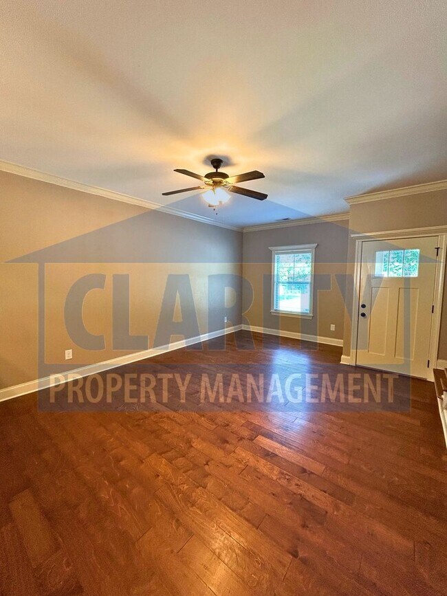 Building Photo - Modern 2-bedroom, 2.5-bath townhome