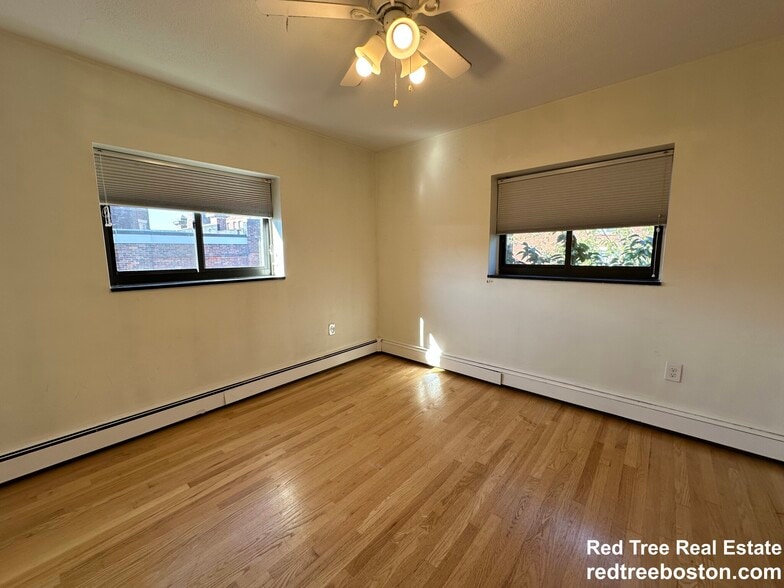 Building Photo - 15 Walbridge St