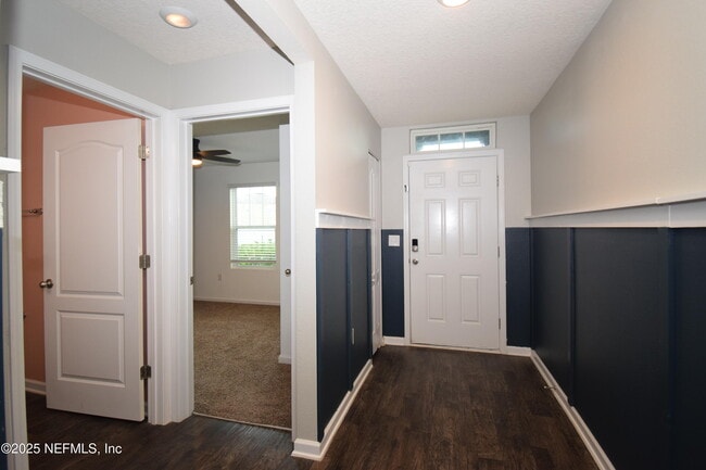 Building Photo - 11513 Stickleback Ln