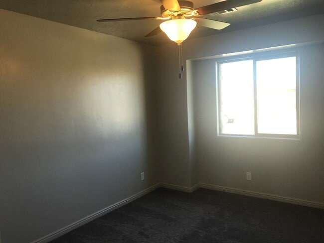 Building Photo - Beautiful Like New 4 bedroom home in Washington Fields!