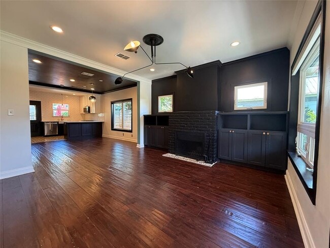 Building Photo - 4606 Depew Ave